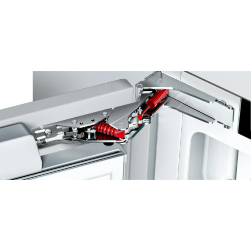 Встраиваемая морозильная камера Bosch GIN81HNE0